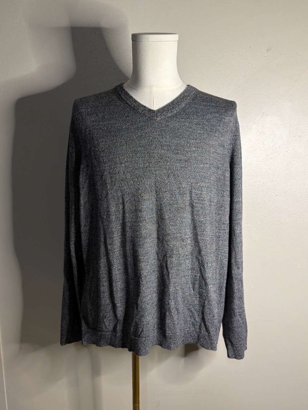 Apt. 9 Men's V-Neck Heather Gray Sweater